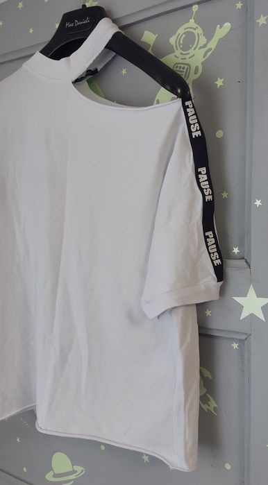 Нова тениска Pause Jeans,  размер С