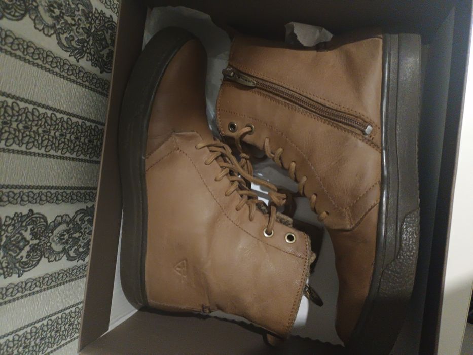 Ботинки женские на весну