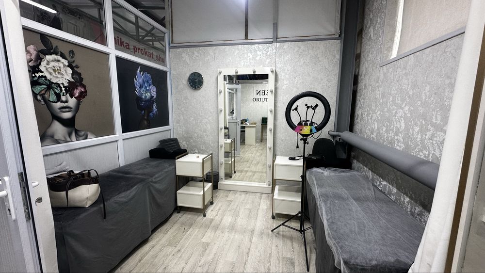 Продается бутик в ТЦ ДОСТЫК