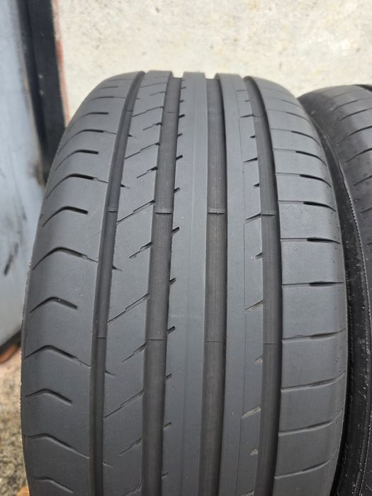 Vand două anvelope de vara Fulda  225 45 17 dot 0323