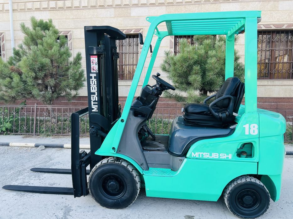 Вилочный погрузчик кара автокара