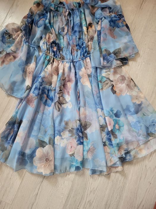 Нова рокля отговаря на с.м