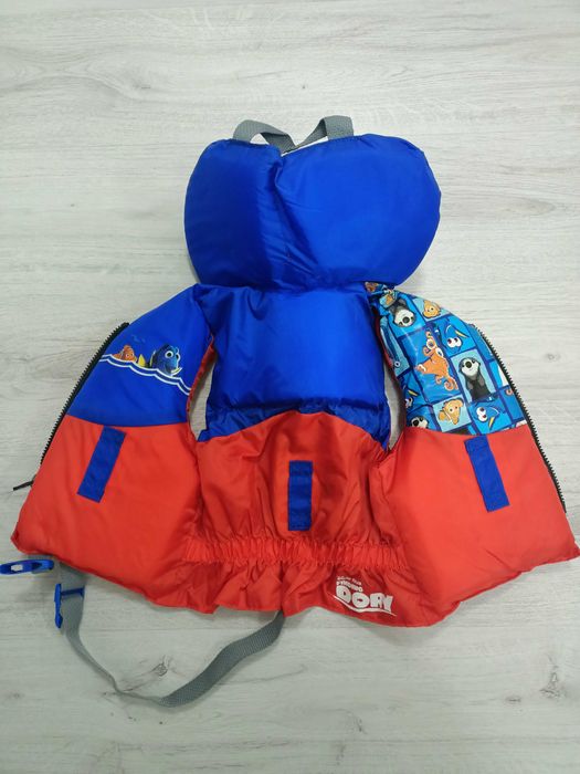 Vesta de inot varsta 3-4 ani