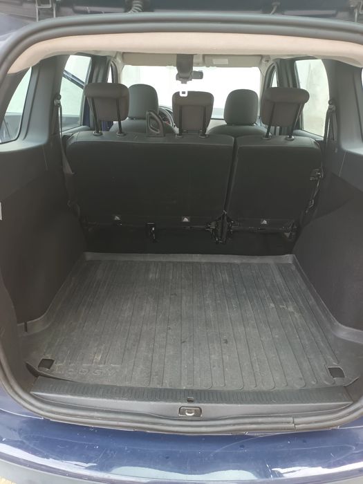 Dacia Lodgy 1.5 dci 90Cp An 2013Euro5