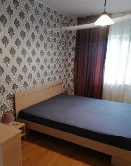 Дава се под наем Тристаен апартамент в Пловдив, Център - 72 кв.м за 214.2 € - Снимка #2
