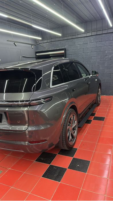 Бронепленка на авто и тонировка