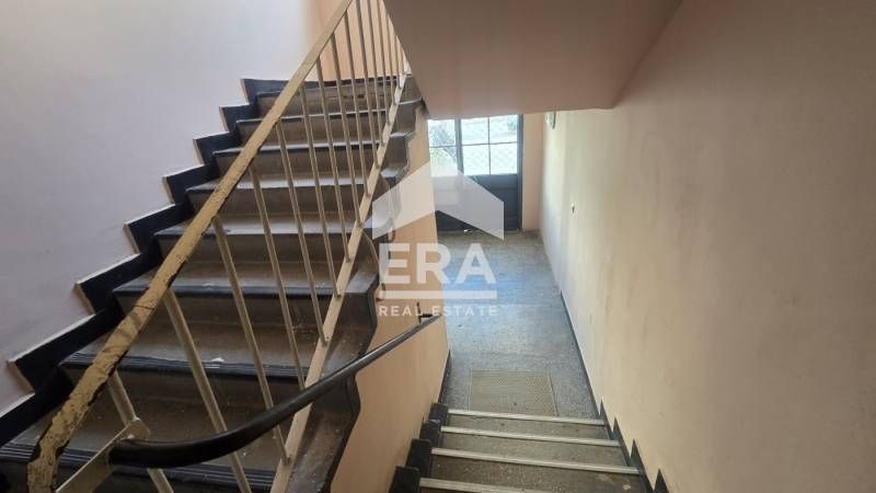 Двустаен  (преустроен) апартамент след основен ремонт, завършен до клю