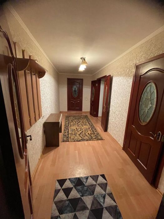 Сдаём двух ком квартиру,на долгий срок,Проспект Жибек жолы 59