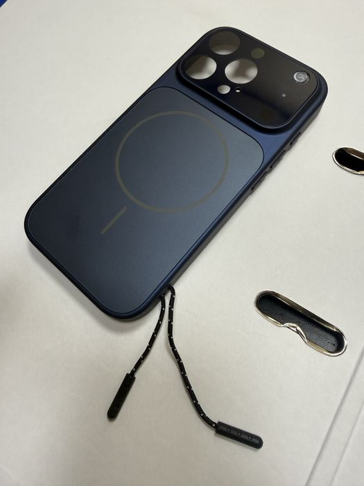 Husa iphone 16 pro carcasa iphone apple 16 pro imita iphone 17 albastru