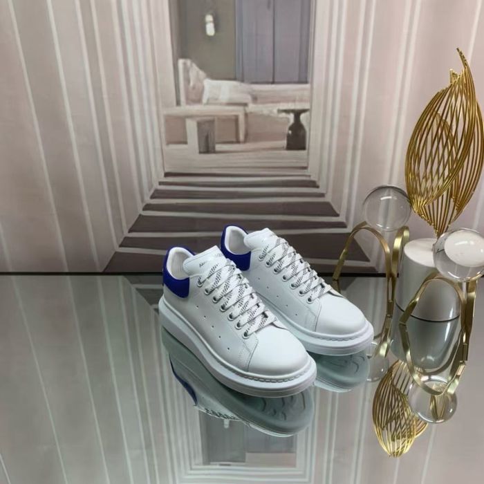 Alexander McQueen Oversized Sneaker – White/Blue
