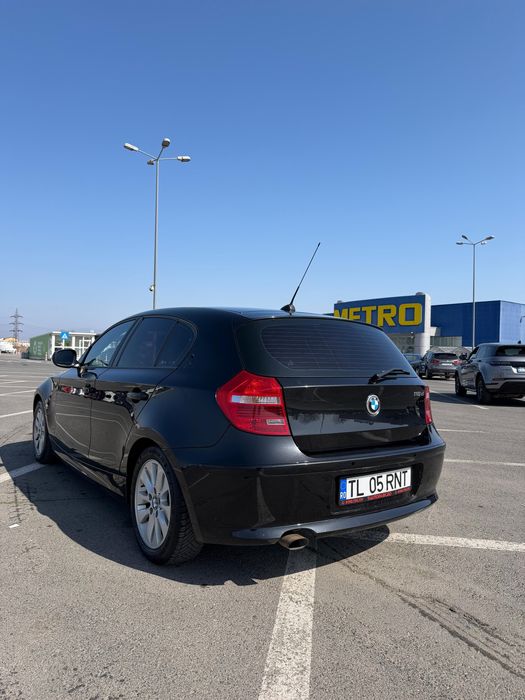 BMW 1 Series 2011 — imagine 9