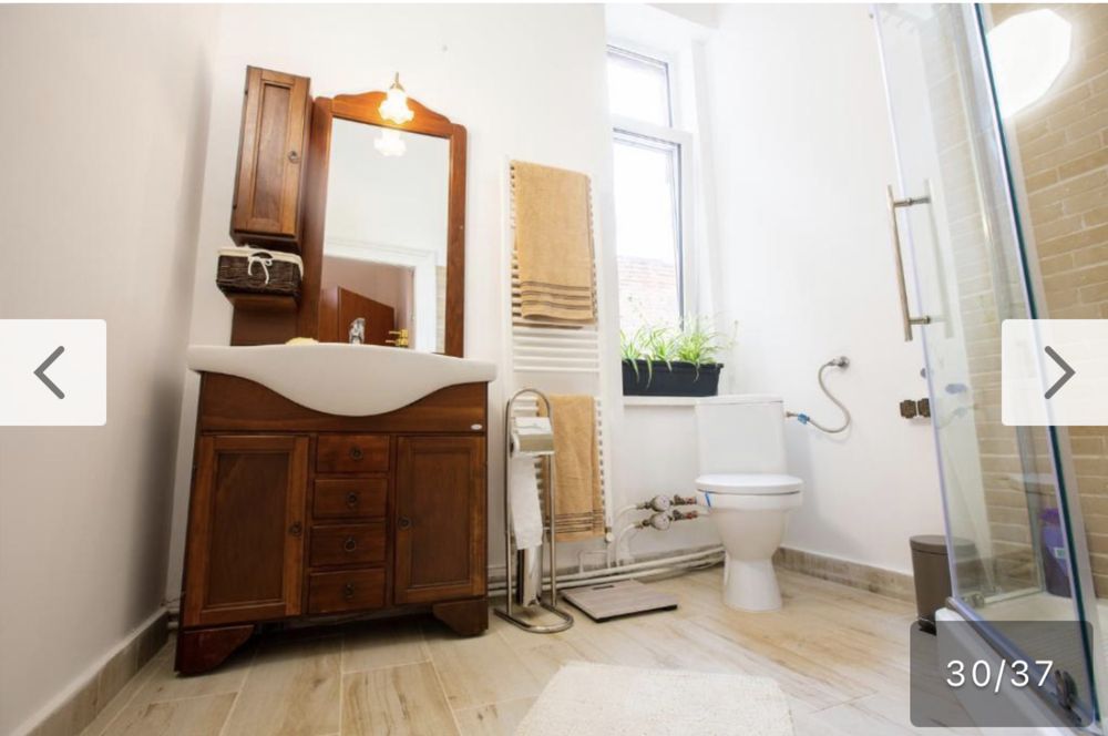 Inchiriez apartament central Alecsandri