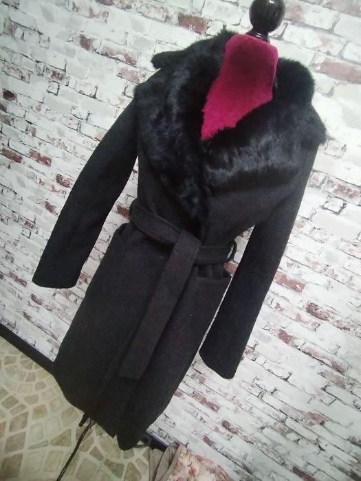 Срочно новое пальто мех натуральный размер Л