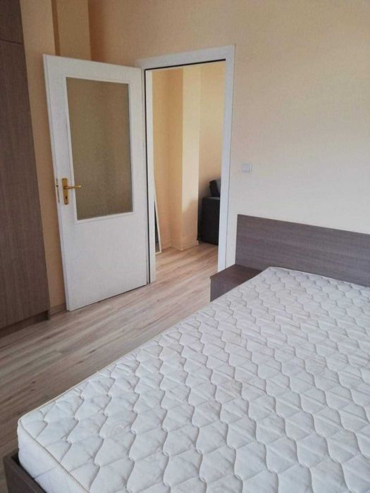 Продава се Двустаен апартамент в Пловдив, Център - 58 кв.м за 2156 €/кв.м - Снимка #6