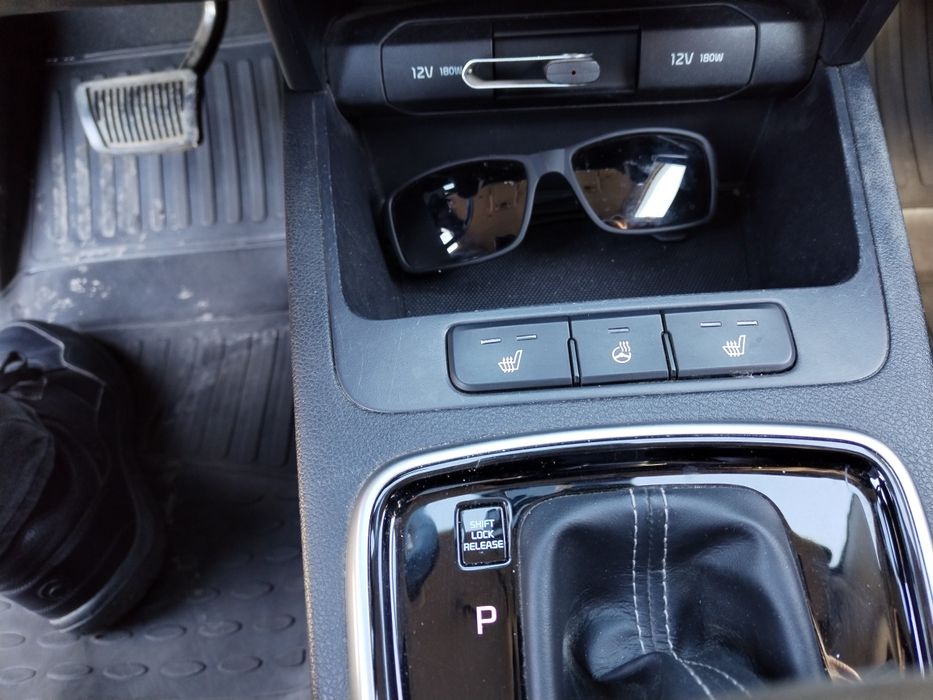 Продается Киа Рио 2021 года.  Торг есть