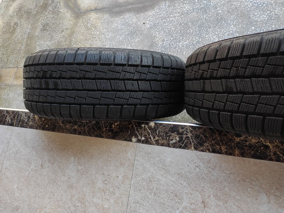 Зимние шины Балон 215/55/R17 94Т .. Идеально.