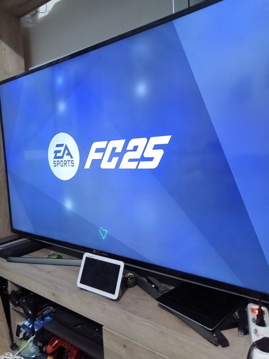 Xbox One S +2 controller + 8 Jocuri + Fc25