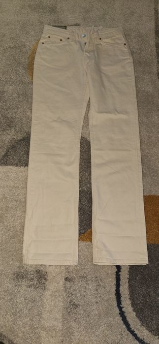 Нови дънки Weekday