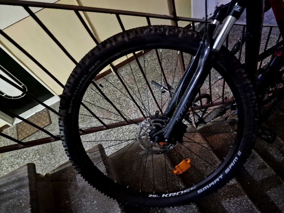 Vând bicicleta Kross roata 29 inch