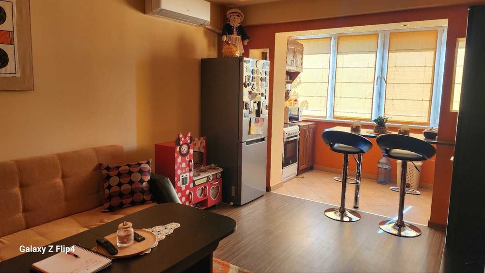 Продава се Двустаен апартамент в Радомир - 65 кв.м за 1138 €/кв.м - Снимка #8