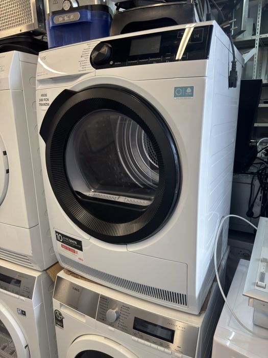 Uscător de rufe cu pompă de căldură AEG TR8AMZ68