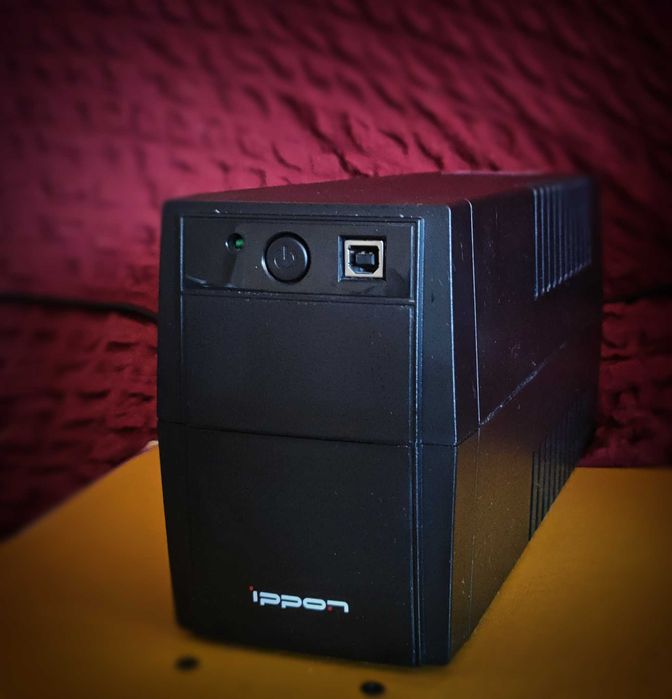 Источник бесперебойного питания