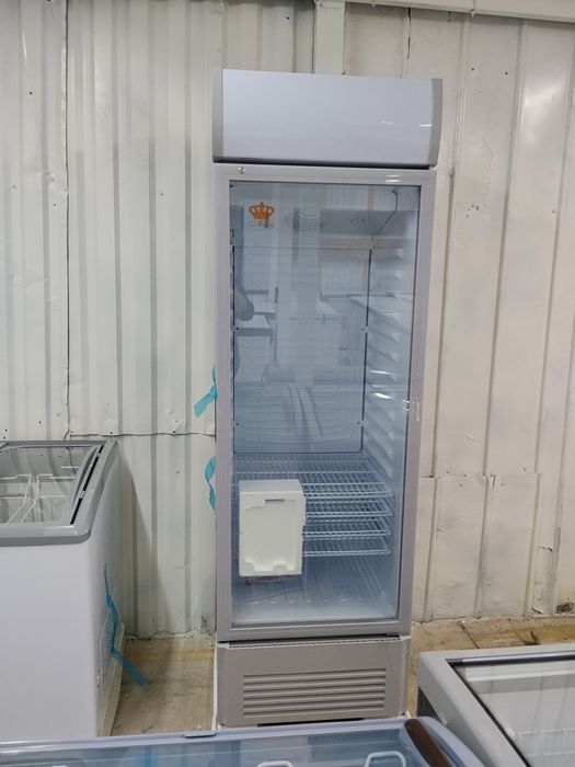 Овальный стекло морозильник