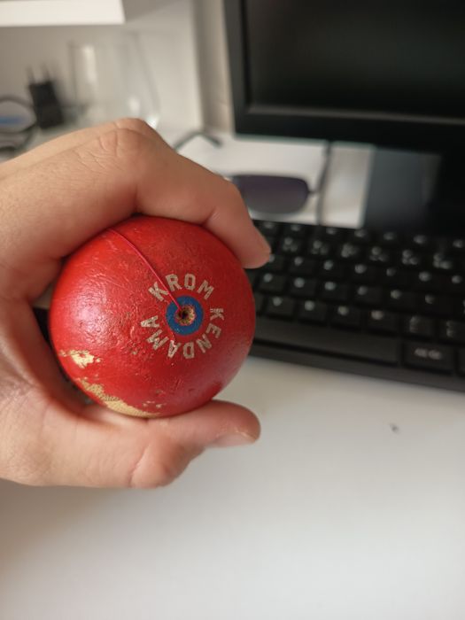 Vând kendama gama e krom Davide