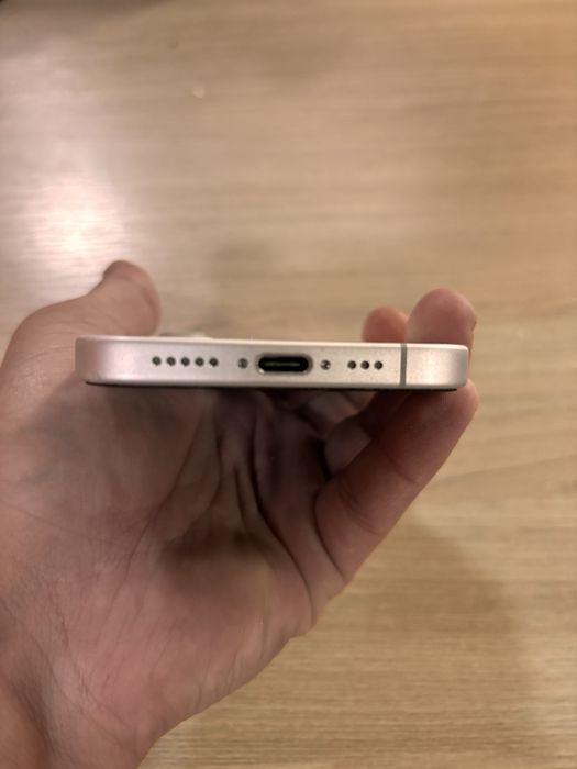 Продам 16 айфон 128гб