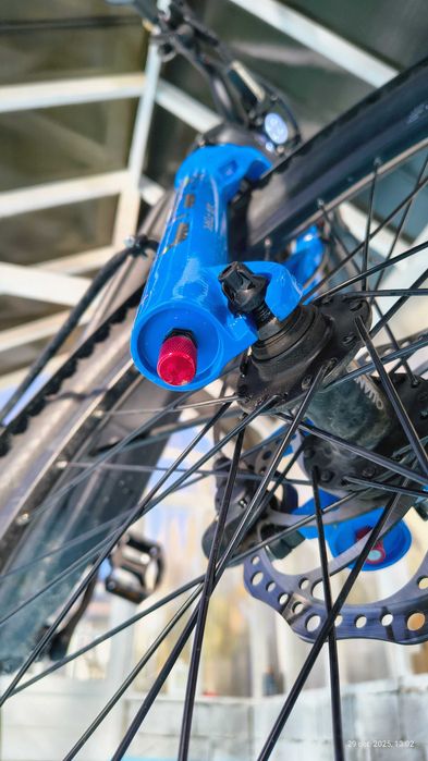 Vând e-bike NIU AERO – Full Suspension, motor 250W, baterie nouă celule LG MH1 (48V, 19.2Ah)