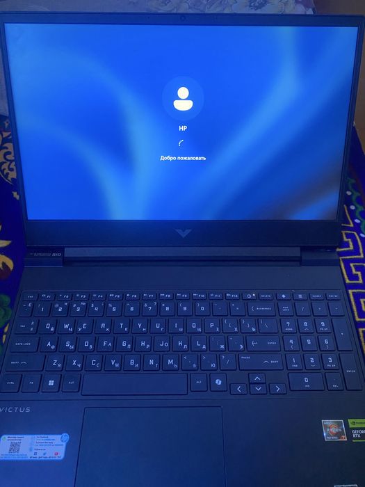 Noutbuk Victus hp