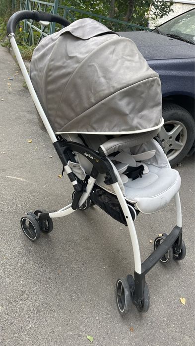 Коляска в отличном состояние