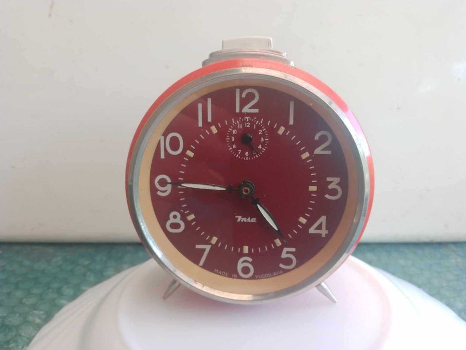 Ceas desteptator de masa-mecanic JNSA fabricatie fosta YUGOSLAVIA