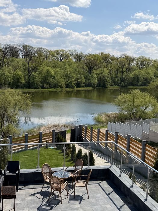 Vila CORBEANCA vedere la LAC/ piscina incalzita
