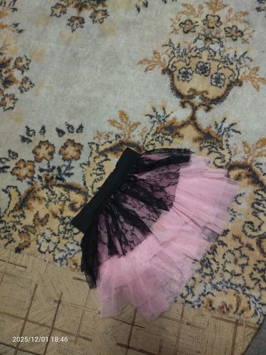 Продам нарядные детские платья