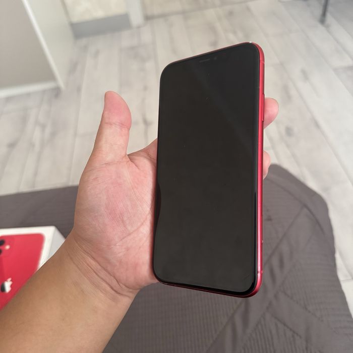 Iphone 11 64gb. Akb70%.