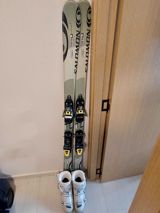Ски  salomon 165см с автомати