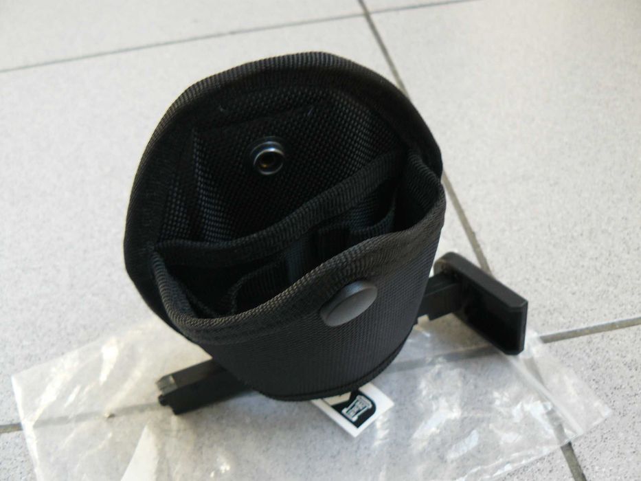 Toc Catuse Cu Prindere Sold/Curea TM Nou,Culoare Negru,Inchidere Capsa