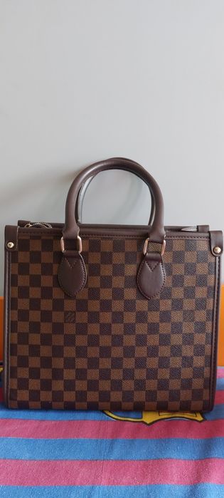 Дамска чанта Louis Vuitton