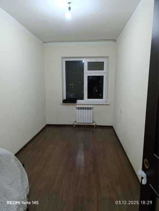 Sergeli rayon 5a da 3 xonali uy sotiladi.