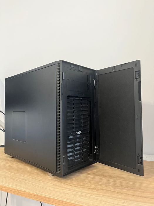 Бюджетен гейминг i7-6700K/ 16GB RAM/ GTX 970/ Fractal Design/ Noctua