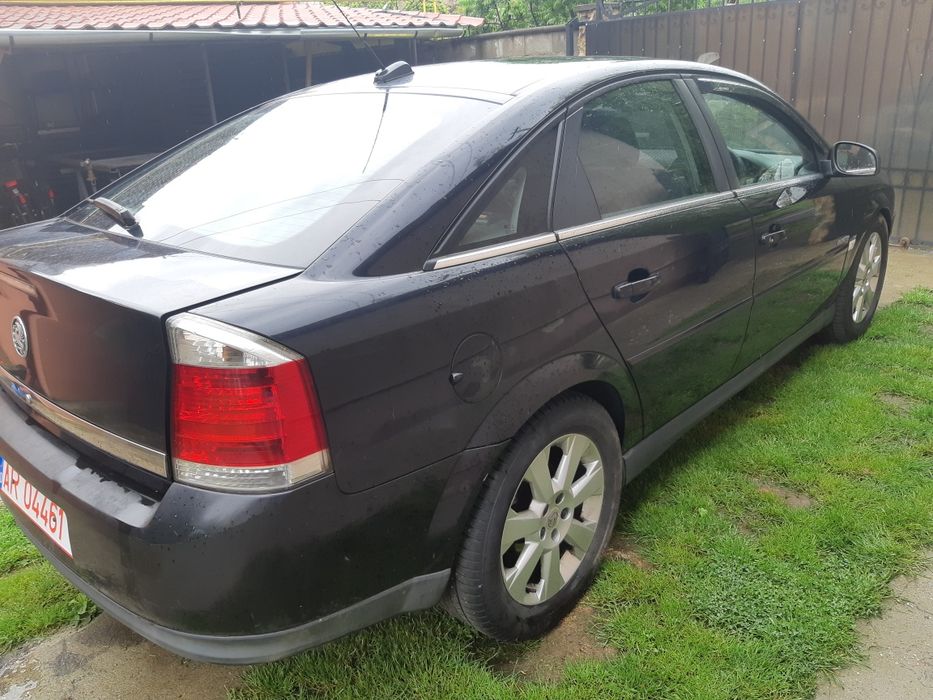 Haion luneta opel vectra c gts 250lei