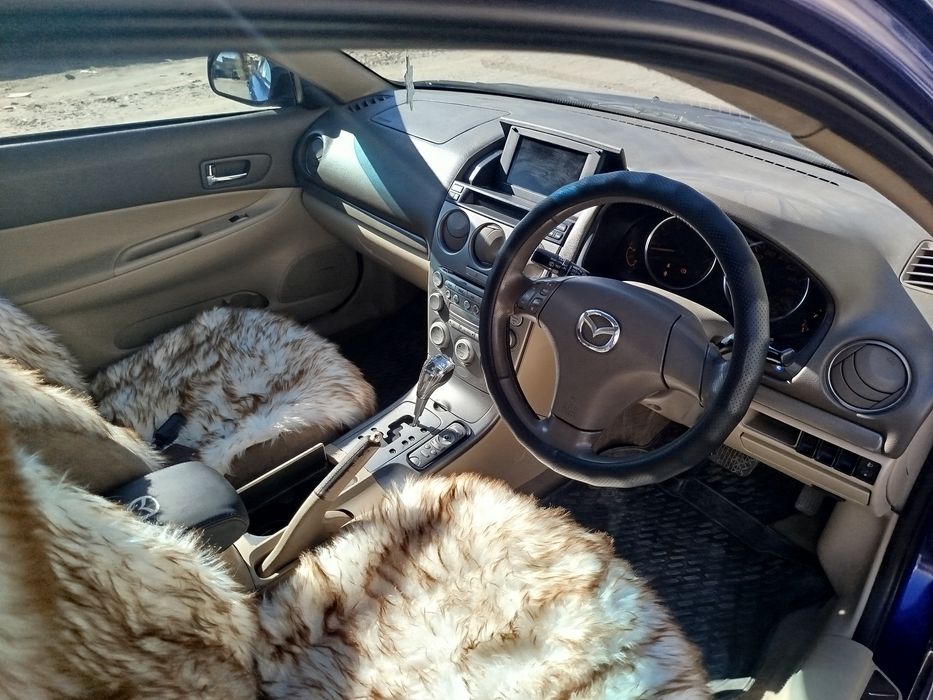 Продам автомобиль mazda atenza