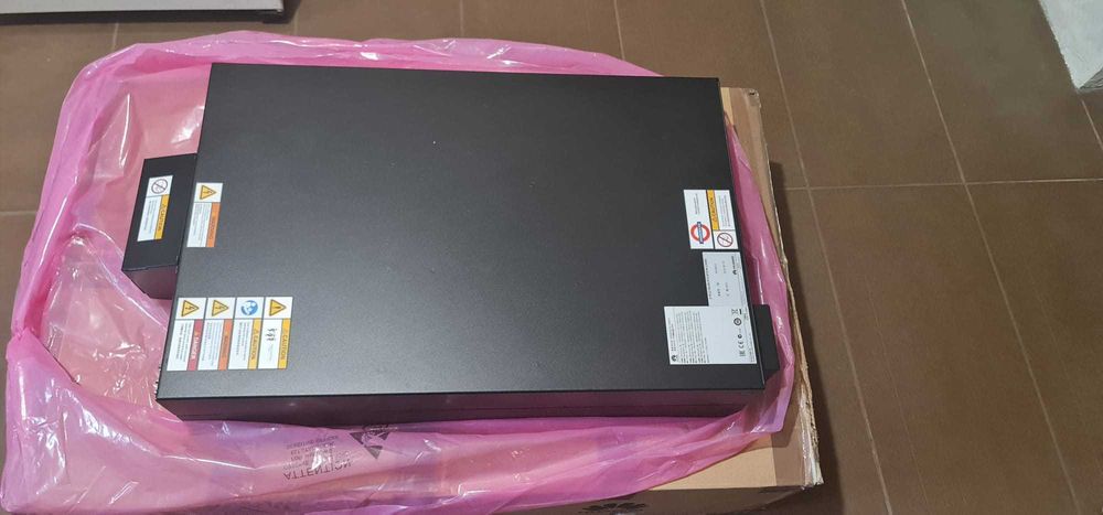 huawei ups2000-g-15krtl UPS !15 KWA!