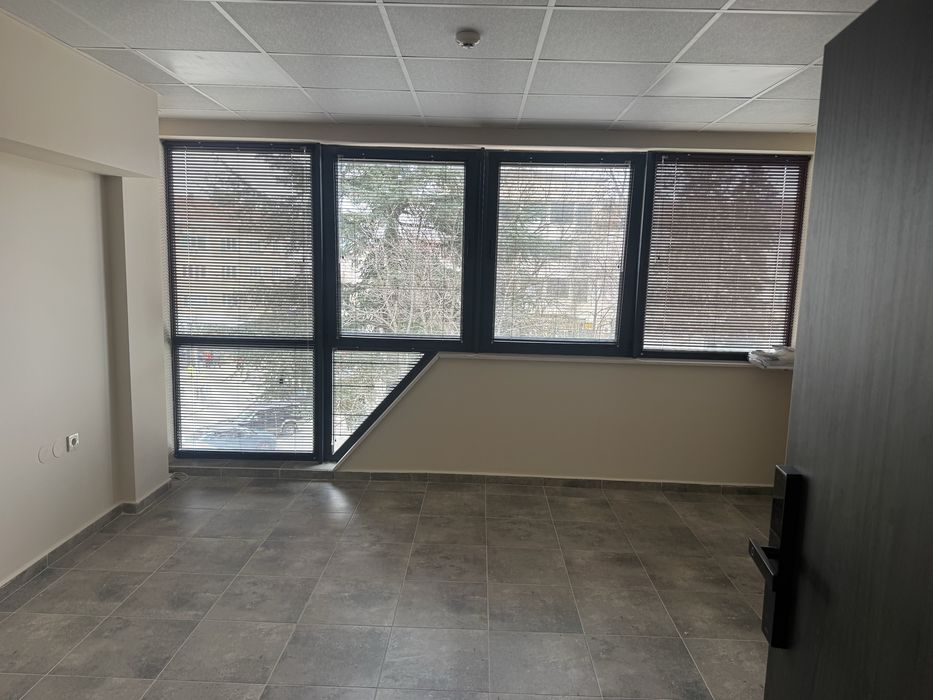 Офис Сувенирна палата