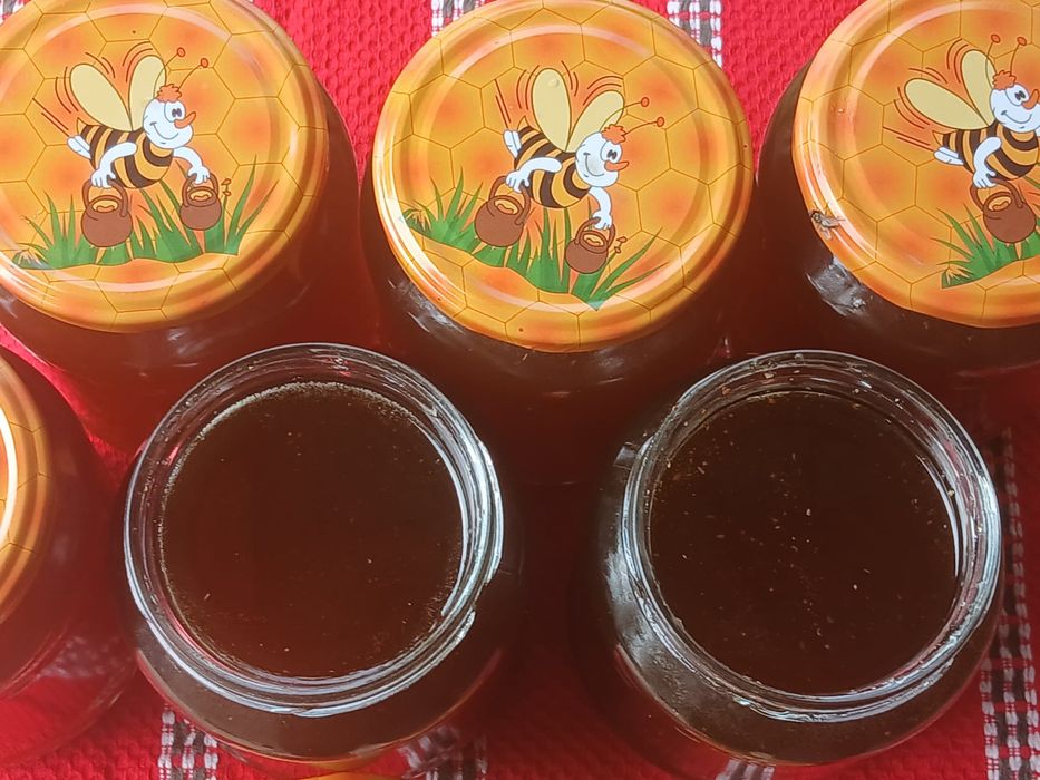 Miere de mană curata productie 2025