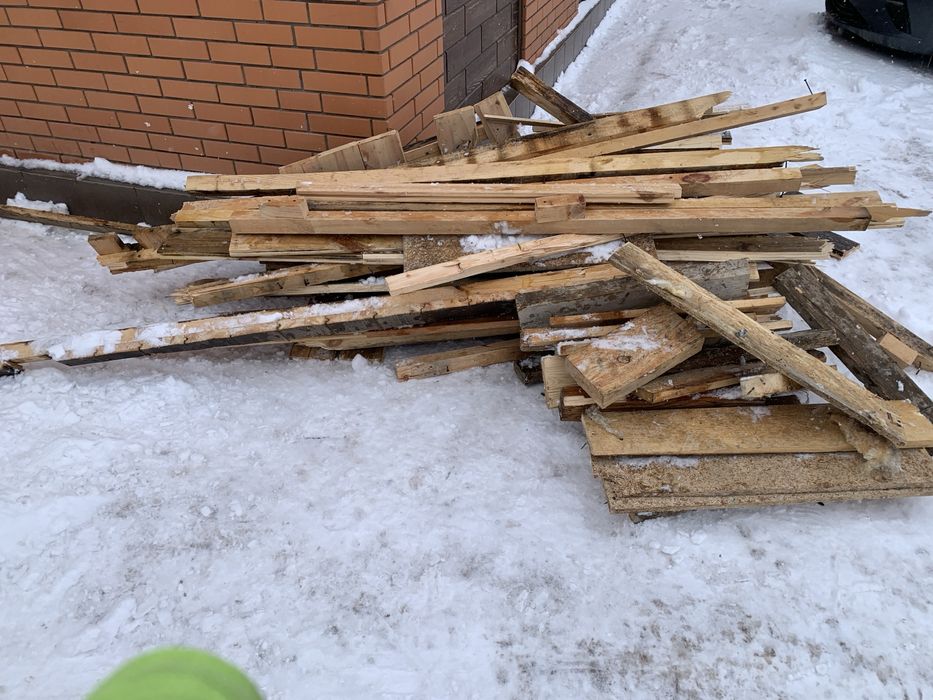 Доски на дрова бесплатно, самовывоз