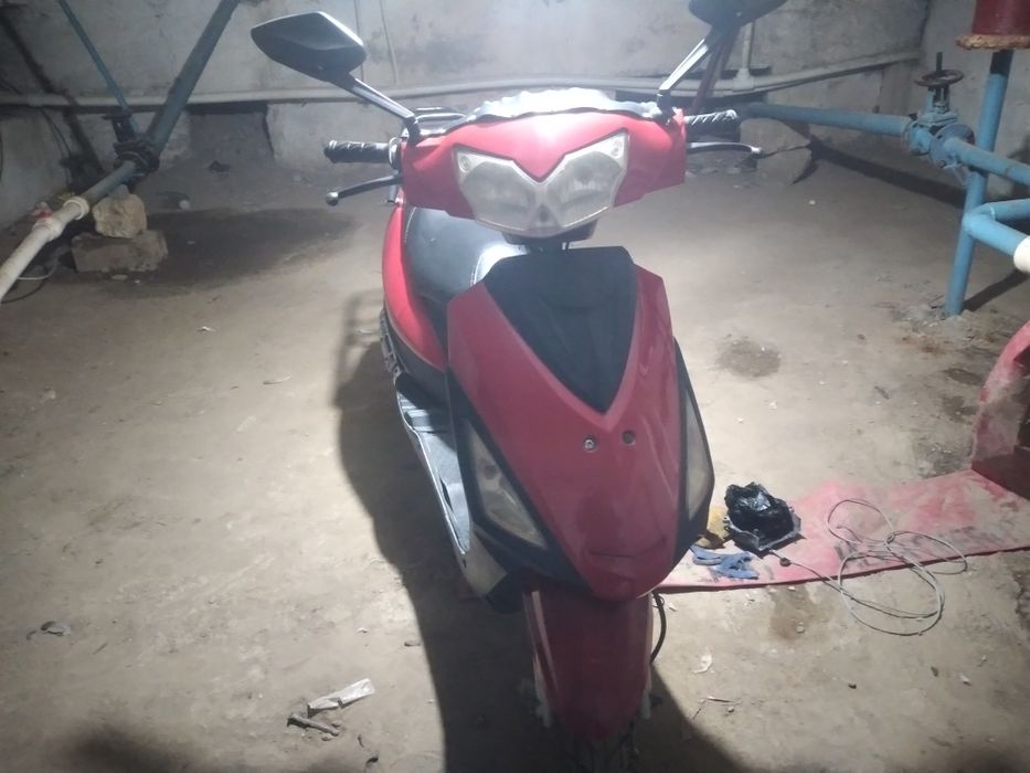 Скутор 80кубов на беньзине