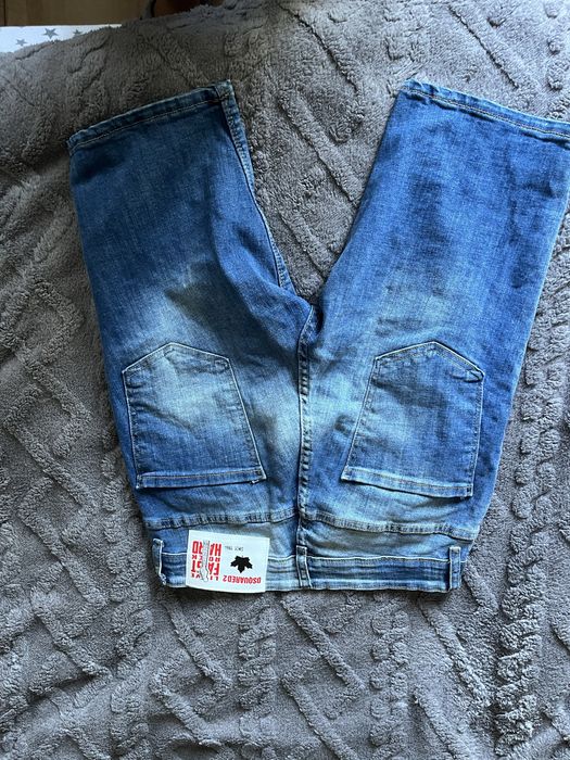 Продавам къси дънки Bershka и Dsquared.