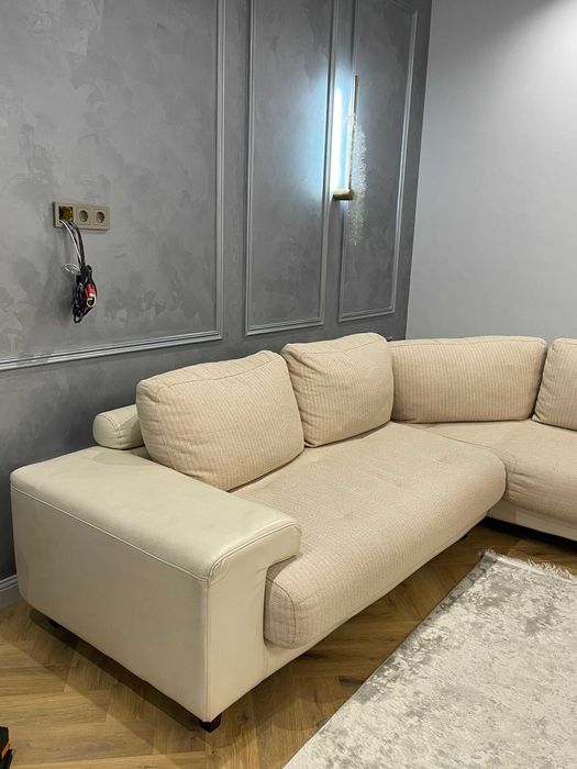 Продам стильный угловой диван
